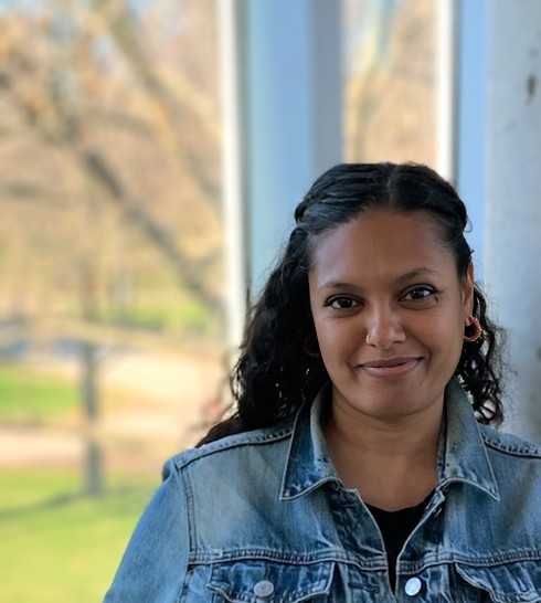 A photo of Nadia Ragbar.